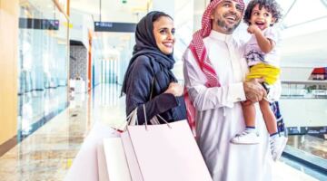 تزاحم جماهيري غير مسبوق في مراكز دبي التجارية مع انطلاق فعاليات الصيف