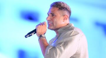تفاعل جماهيري كبير مع حفل محمد نور الاستثنائي في مدينة العلمين الجديدة