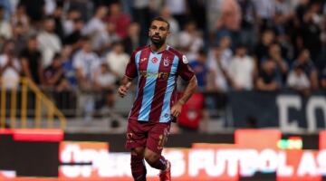 توقيت ظهور محمد صلاح مع طرابزون سبور في مواجهة الدوري الأوروبي المرتقبة