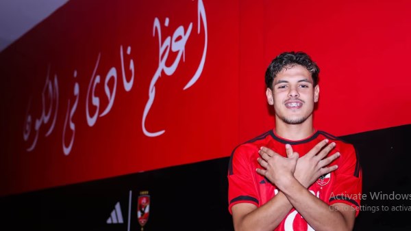 حقيقة مشاركة رباعي الأهلي في معسكر إسبانيا بعد حسم موقفهم الطبي والبدني