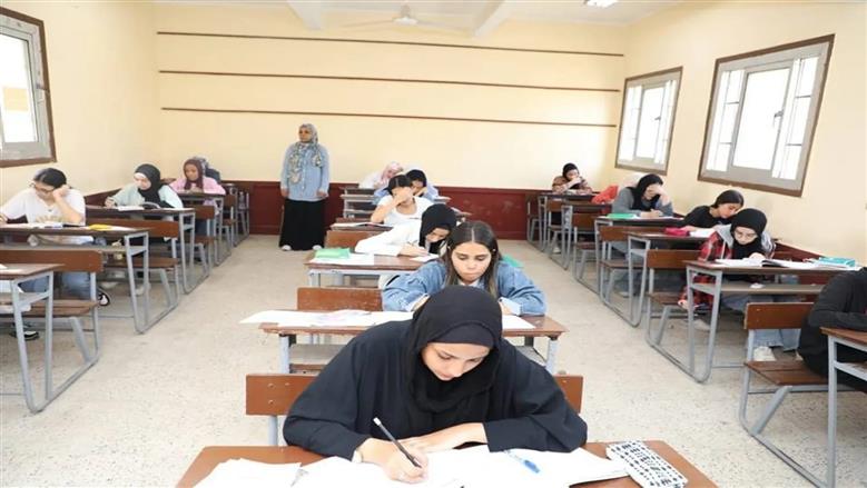 خطوات تقديم تظلمات مادة الاقتصاد لطلاب الثانوية العامة وشروط مراجعة الدرجات النهائية