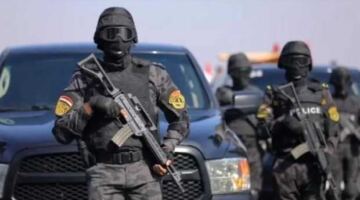 سقوط متهمين في قبضة أمن الشرقية بعد سرقة هاتف مدرس بالإكراه