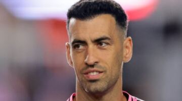 سيرجيو بوسكيتس يبدأ مسيرته التدريبية في الجهاز الفني لفريق برشلونة ب