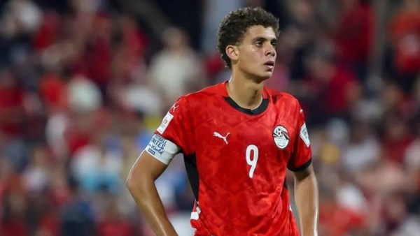 قرار حاسم من هانز فليك يحدد مصير حمزة عبد الكريم مع برشلونة