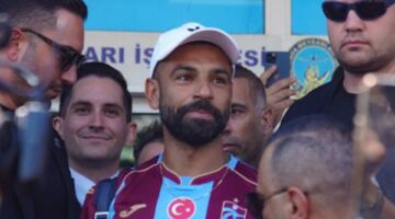 كواليس انتقال محمد صلاح المرتقب إلى صفوف نادي طرابزون سبور التركي الجديد