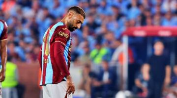 محمد صلاح يكسر صمته بعد الإقصاء القاري المؤلم لفريق طرابزون سبور التركي