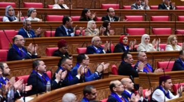 مطالبات برلمانية بفتح تحقيق موسع حول تسريب بيانات المواطنين في شركات الاتصالات