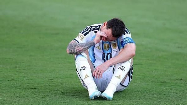 ميسي يرفض العودة إلى إنتر ميامي ويختار البقاء في الأرجنتين لأجل عائلته