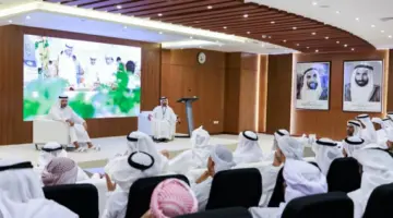 وزارة التغير المناخي تكشف عن خطط استراتيجية لتعزيز دور المزارع الإماراتي محلياً