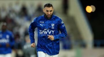 إنزاجي يوضح كواليس انتقال أولي واتكينز إلى الهلال عقب رحيل كريم بنزيما