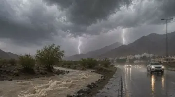 الأرصاد تحذر من تقلبات جوية حادة وسيول تضرب 5 مناطق سعودية