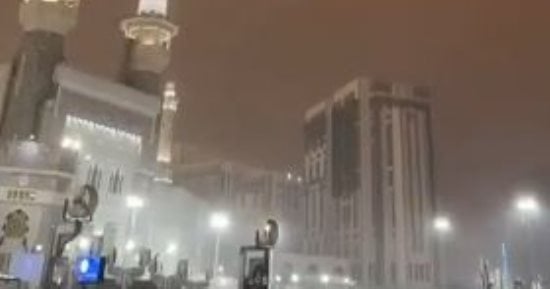 تحذيرات من سيول جارفة تلاحق أمطار مكة المكرمة وسط مشاهد ميدانية صادمة