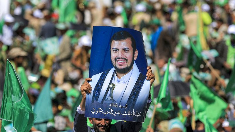تحركات حوثية مفاجئة تجاه أنقرة وإسلام آباد لاستمالتهما في ملف الأزمة السعودية