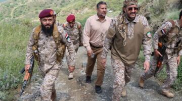 عثمان مجلي يشيد بالجاهزية القتالية لوحدات الطيران المسير بالفرقة السادسة طوارئ