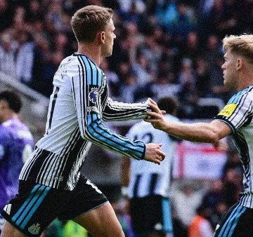 نيوكاسل ينجو من هزيمة محققة أمام بورنموث في قمة الجولة الثالثة للدوري الإنجليزي