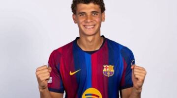 هانز فليك يدفع بـ حمزة عبد الكريم في تشكيل برشلونة لمواجهة فالنسيا المرتقبة